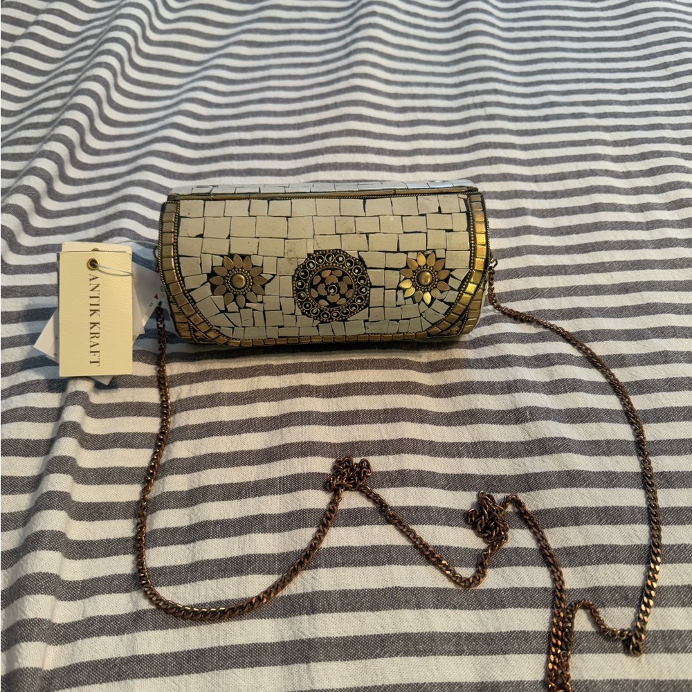 Antik Kraft Gold and Cream Mosaic Clutch